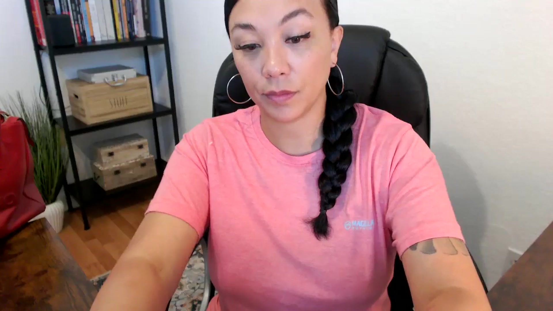 Gallery image thumbnail from MickaylaMoon's myfreecams stream on, 07/19/2024, 16:42 image 7 of 20