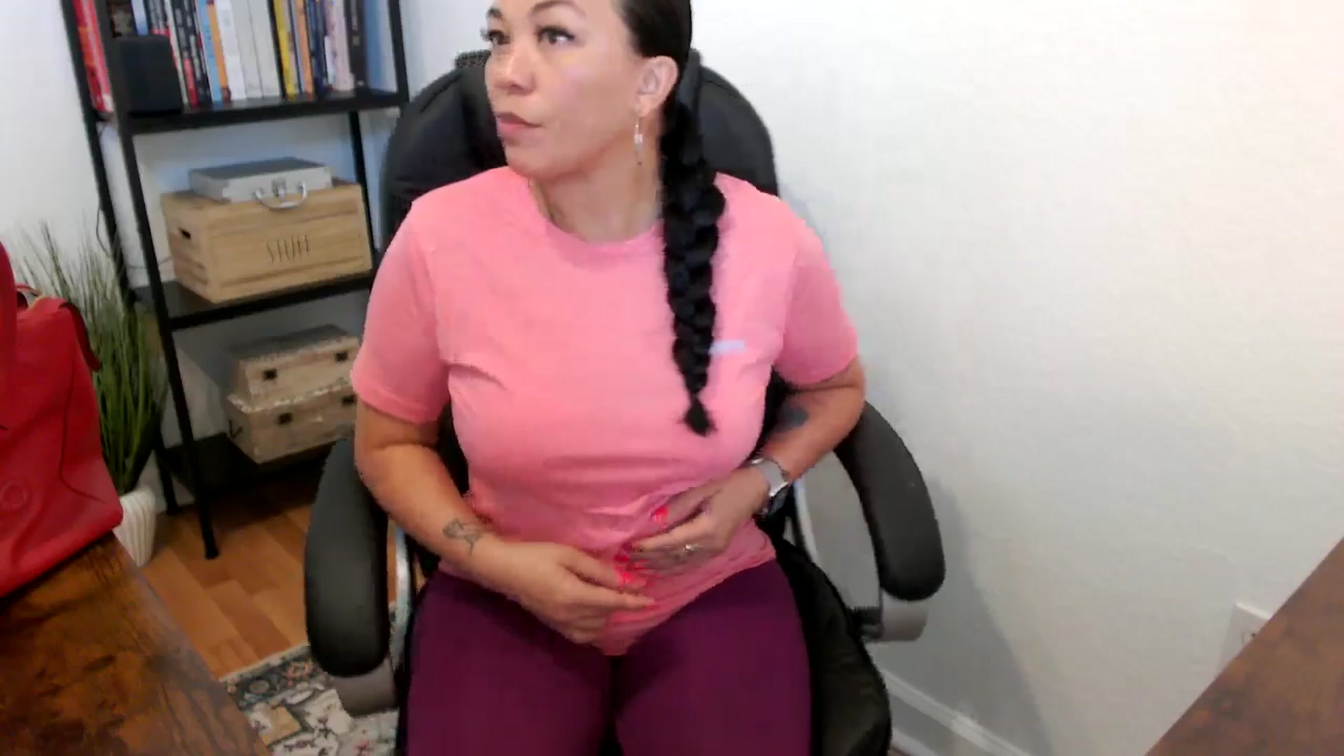 Gallery image thumbnail from MickaylaMoon's myfreecams stream on, 07/19/2024, 16:42 image 16 of 20