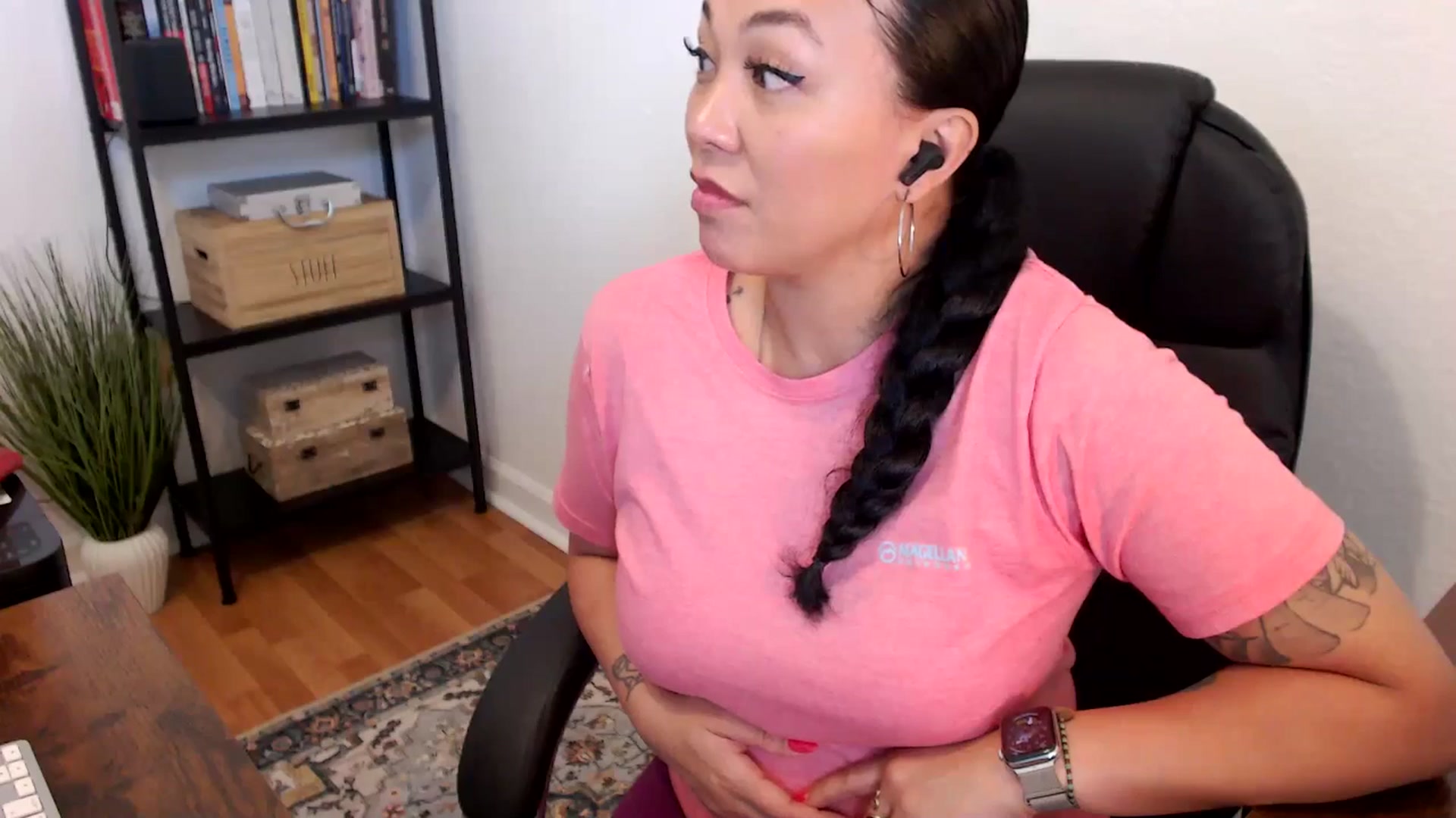 Gallery image thumbnail from MickaylaMoon's myfreecams stream on, 07/19/2024, 17:54 image 8 of 20