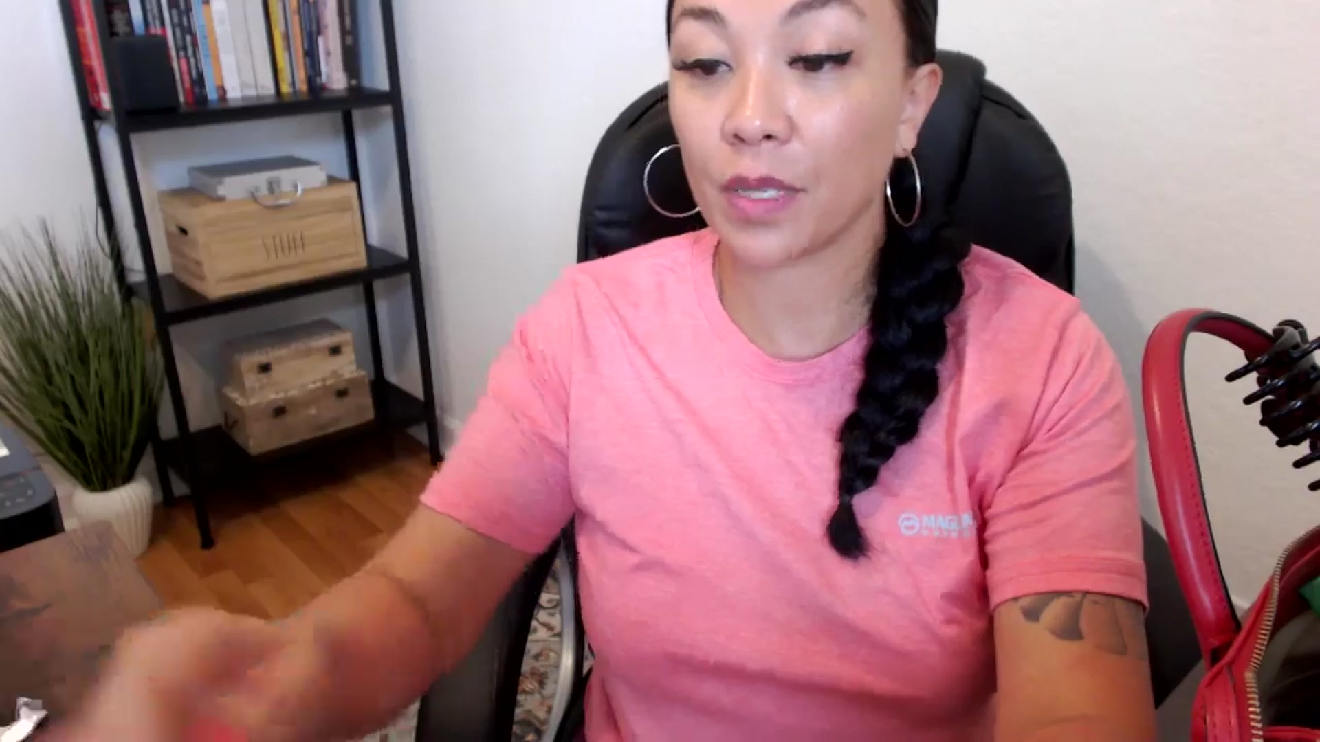 Gallery image thumbnail from MickaylaMoon's myfreecams stream on, 07/19/2024, 18:12 image 20 of 20