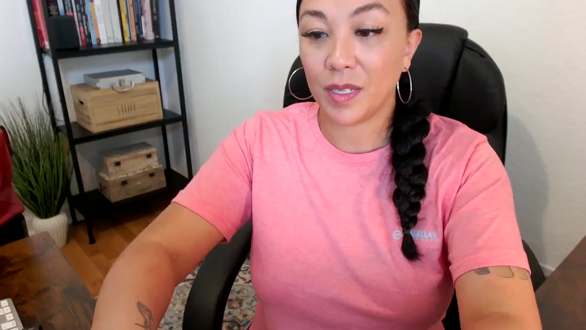 Gallery image thumbnail from MickaylaMoon's myfreecams stream on, 07/19/2024, 18:12 image 5 of 20