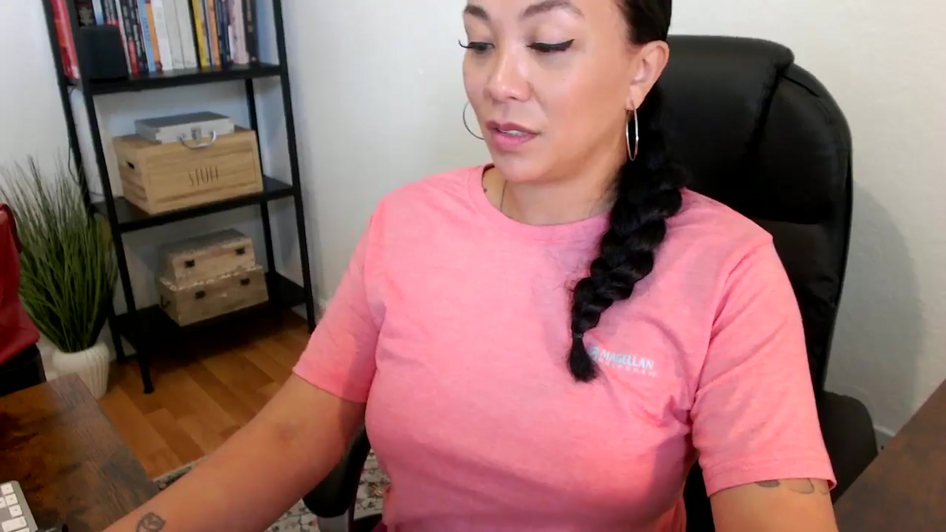 Gallery image thumbnail from MickaylaMoon's myfreecams stream on, 07/19/2024, 18:12 image 12 of 20
