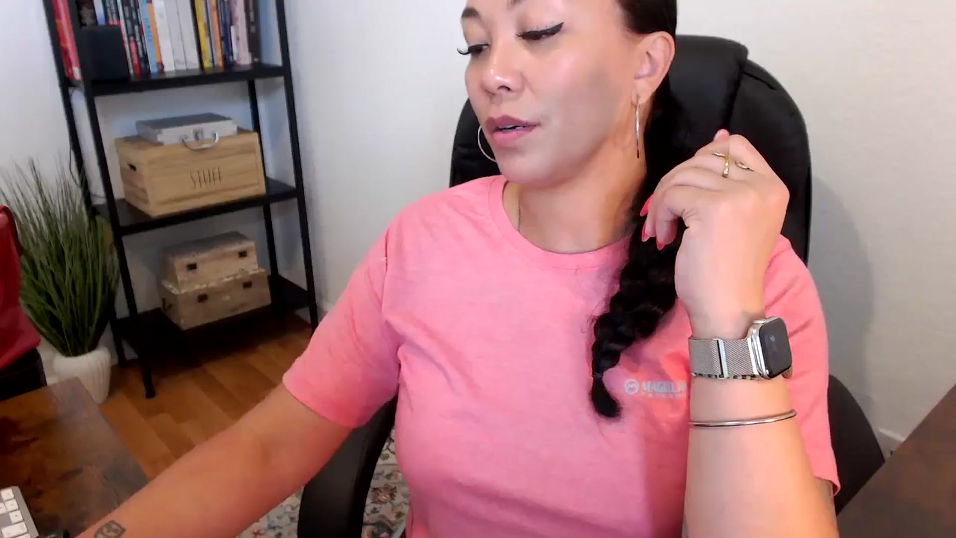 Gallery image thumbnail from MickaylaMoon's myfreecams stream on, 07/19/2024, 18:12 image 16 of 20