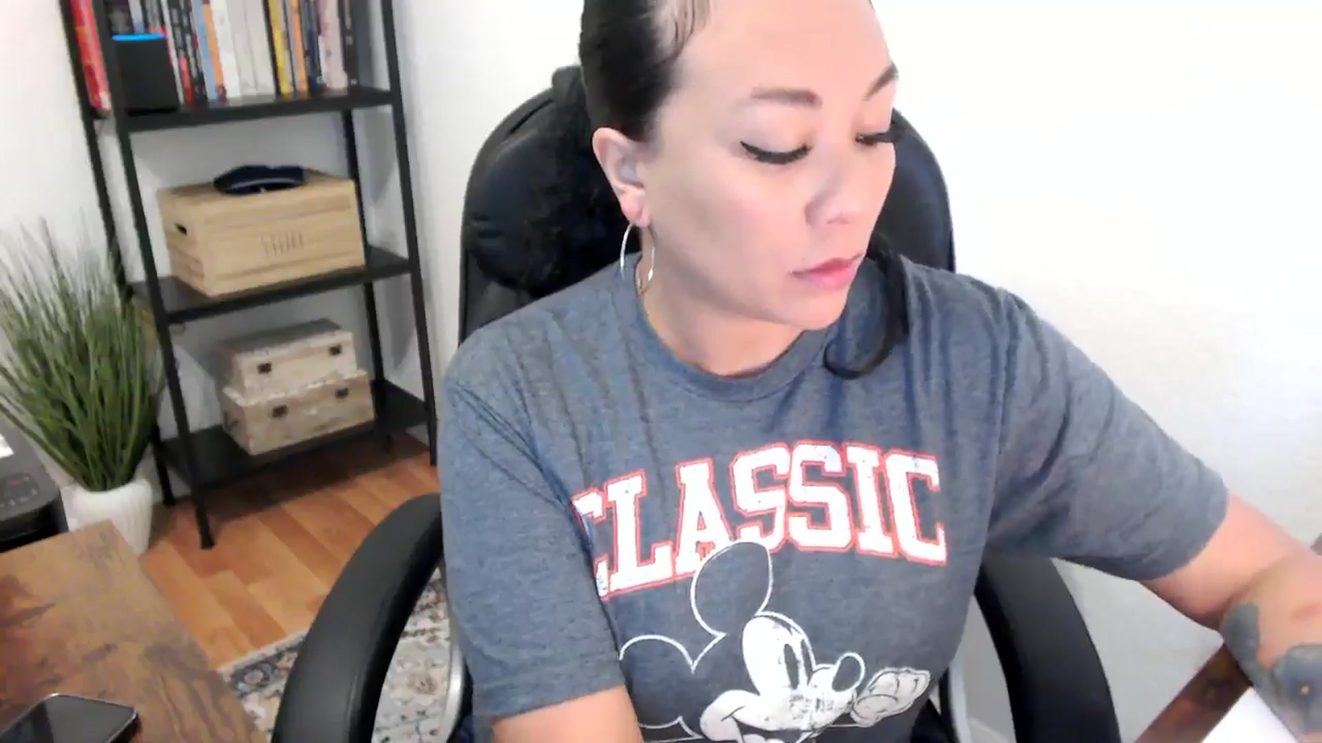 Gallery image thumbnail from MickaylaMoon's myfreecams stream on, 07/22/2024, 14:24 image 6 of 20