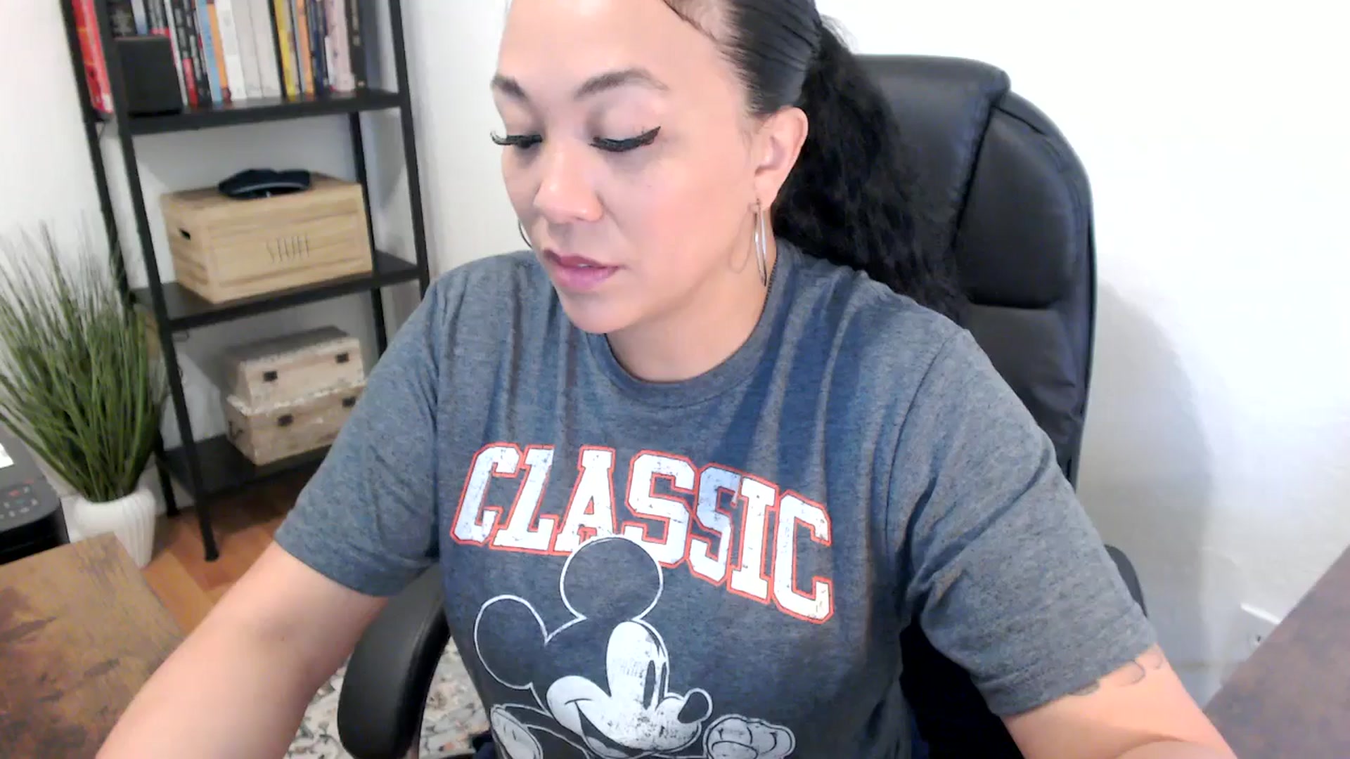Gallery image thumbnail from MickaylaMoon's myfreecams stream on, 07/22/2024, 14:42 image 12 of 20