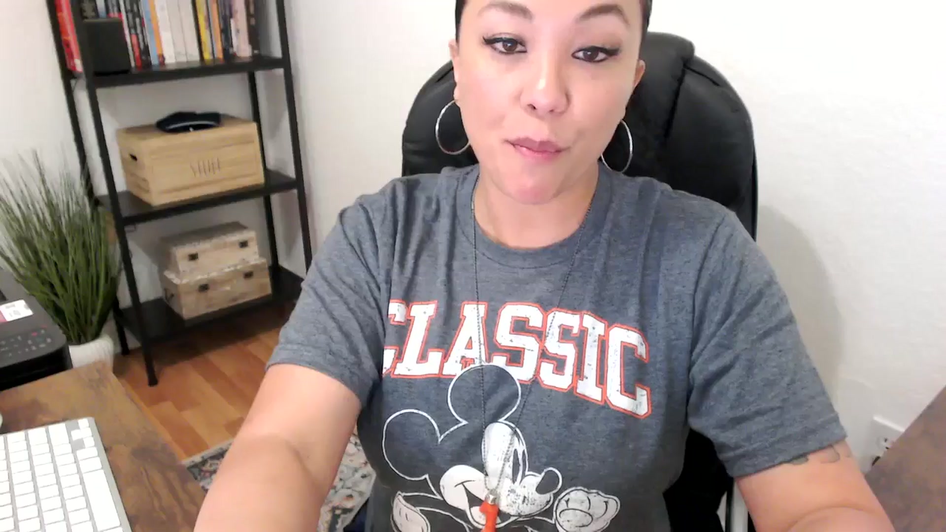 Gallery image thumbnail from MickaylaMoon's myfreecams stream on, 07/22/2024, 17:11 image 19 of 20