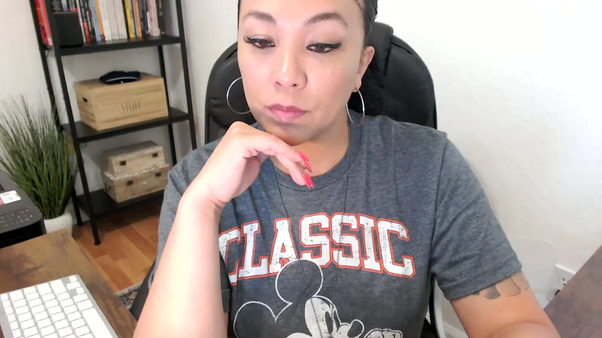 Gallery image thumbnail from MickaylaMoon's myfreecams stream on, 07/22/2024, 17:11 image 3 of 20