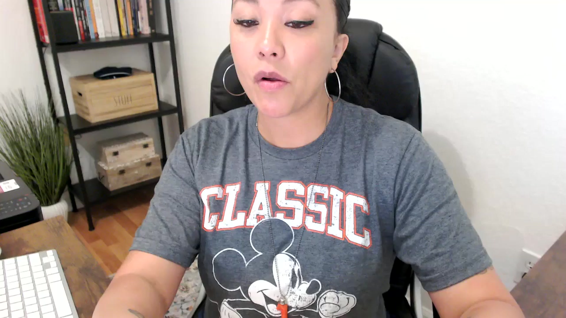 Gallery image thumbnail from MickaylaMoon's myfreecams stream on, 07/22/2024, 17:11 image 16 of 20