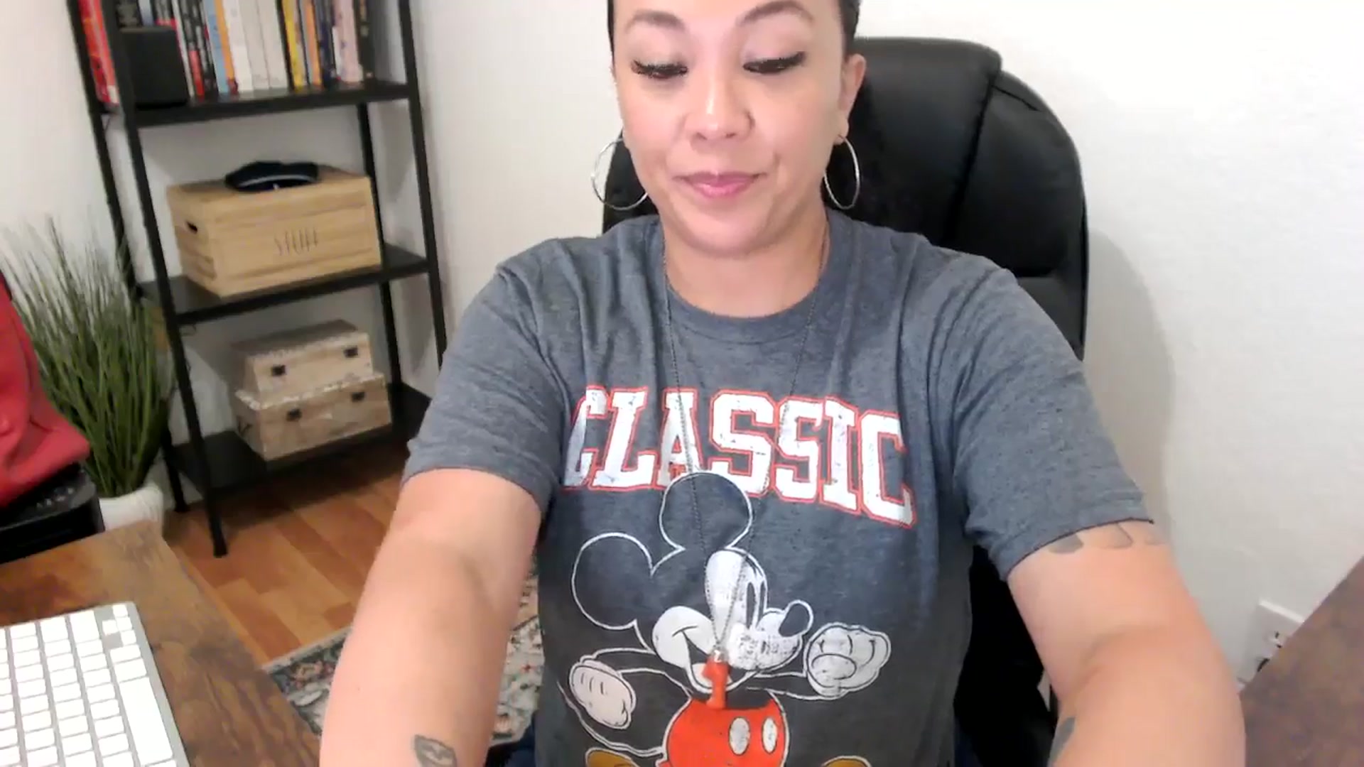 Gallery image thumbnail from MickaylaMoon's myfreecams stream on, 07/22/2024, 17:48 image 3 of 20
