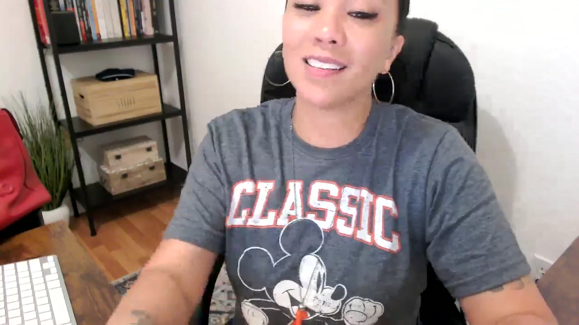 Gallery image thumbnail from MickaylaMoon's myfreecams stream on, 07/22/2024, 17:48 image 14 of 20