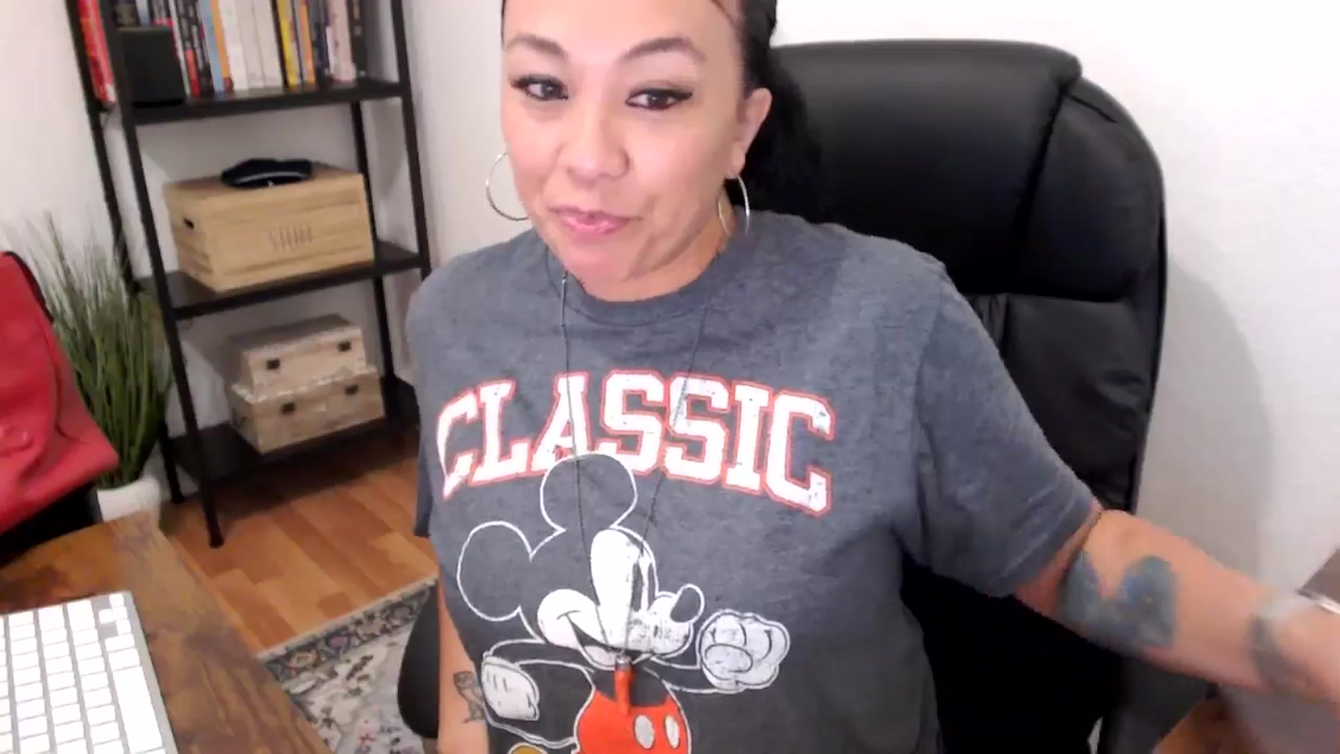 Gallery image thumbnail from MickaylaMoon's myfreecams stream on, 07/22/2024, 17:48 image 15 of 20