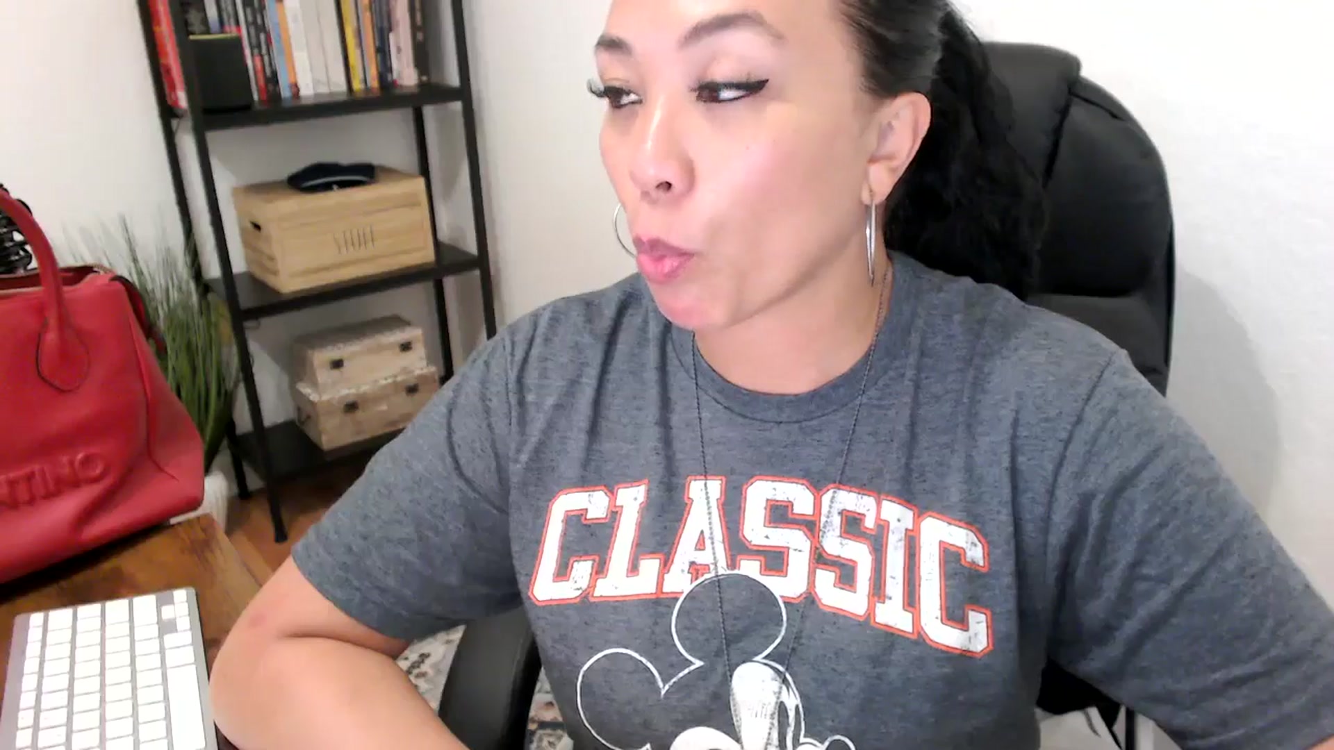 Gallery image thumbnail from MickaylaMoon's myfreecams stream on, 07/22/2024, 20:05 image 16 of 20