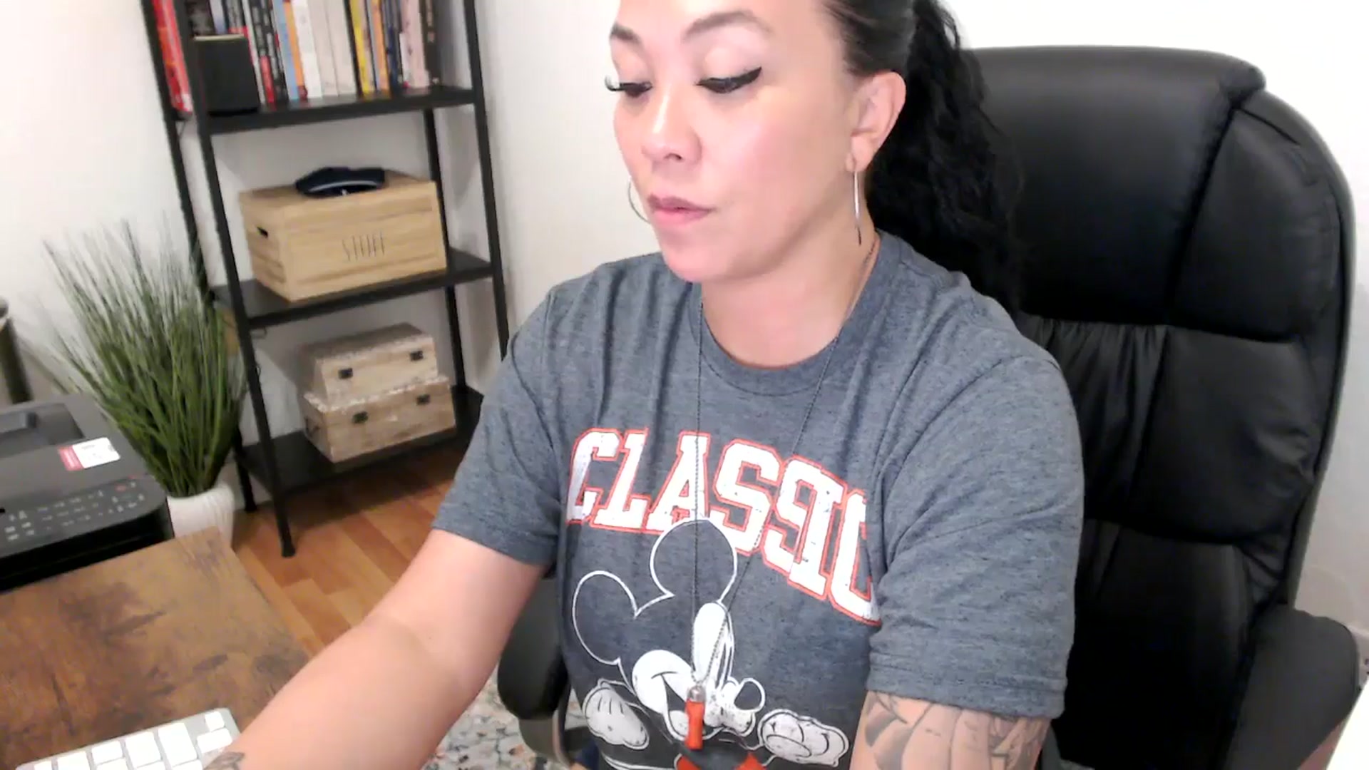 Gallery image thumbnail from MickaylaMoon's myfreecams stream on, 07/22/2024, 20:05 image 2 of 20