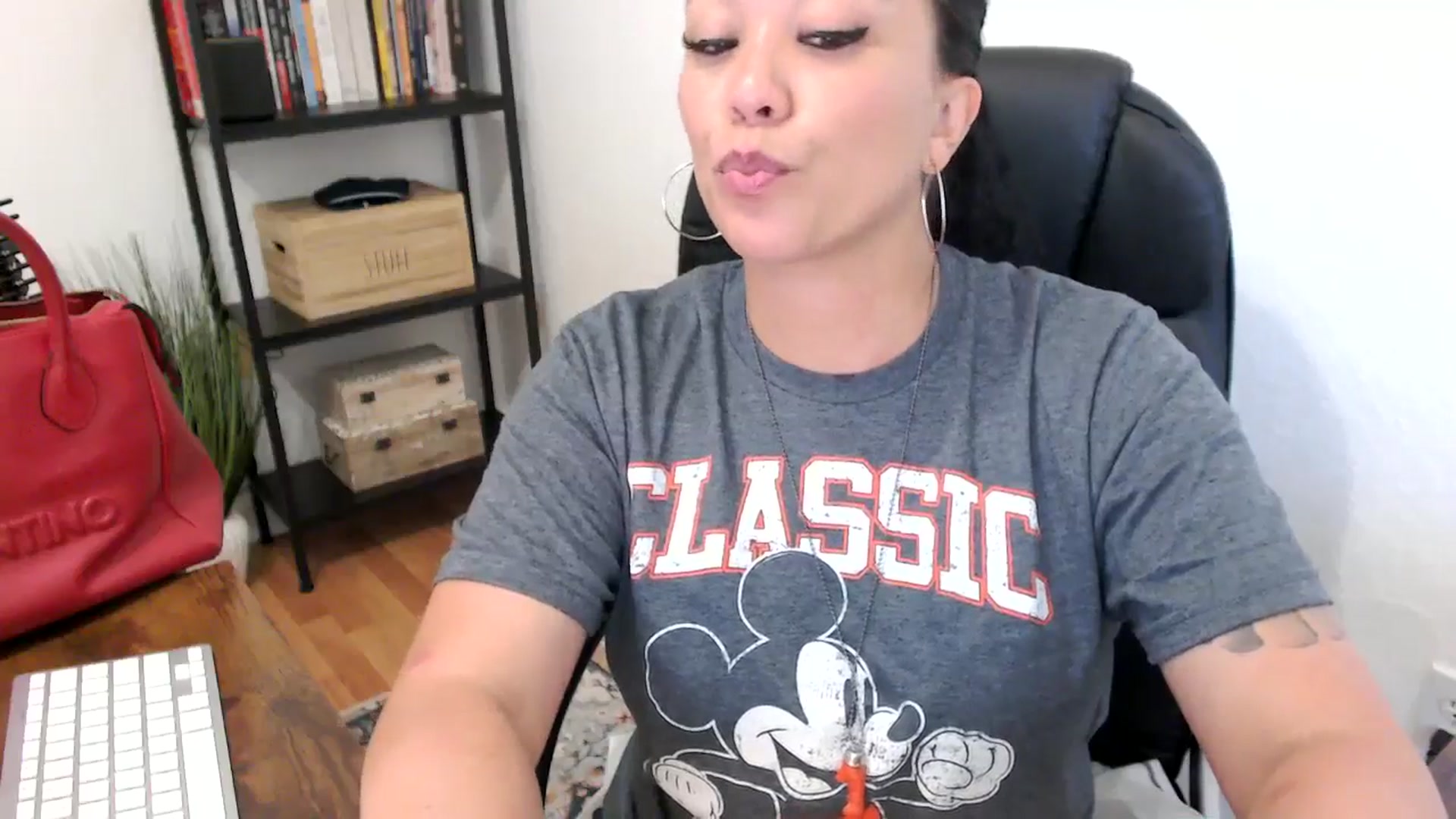 Gallery image thumbnail from MickaylaMoon's myfreecams stream on, 07/22/2024, 20:48 image 8 of 20