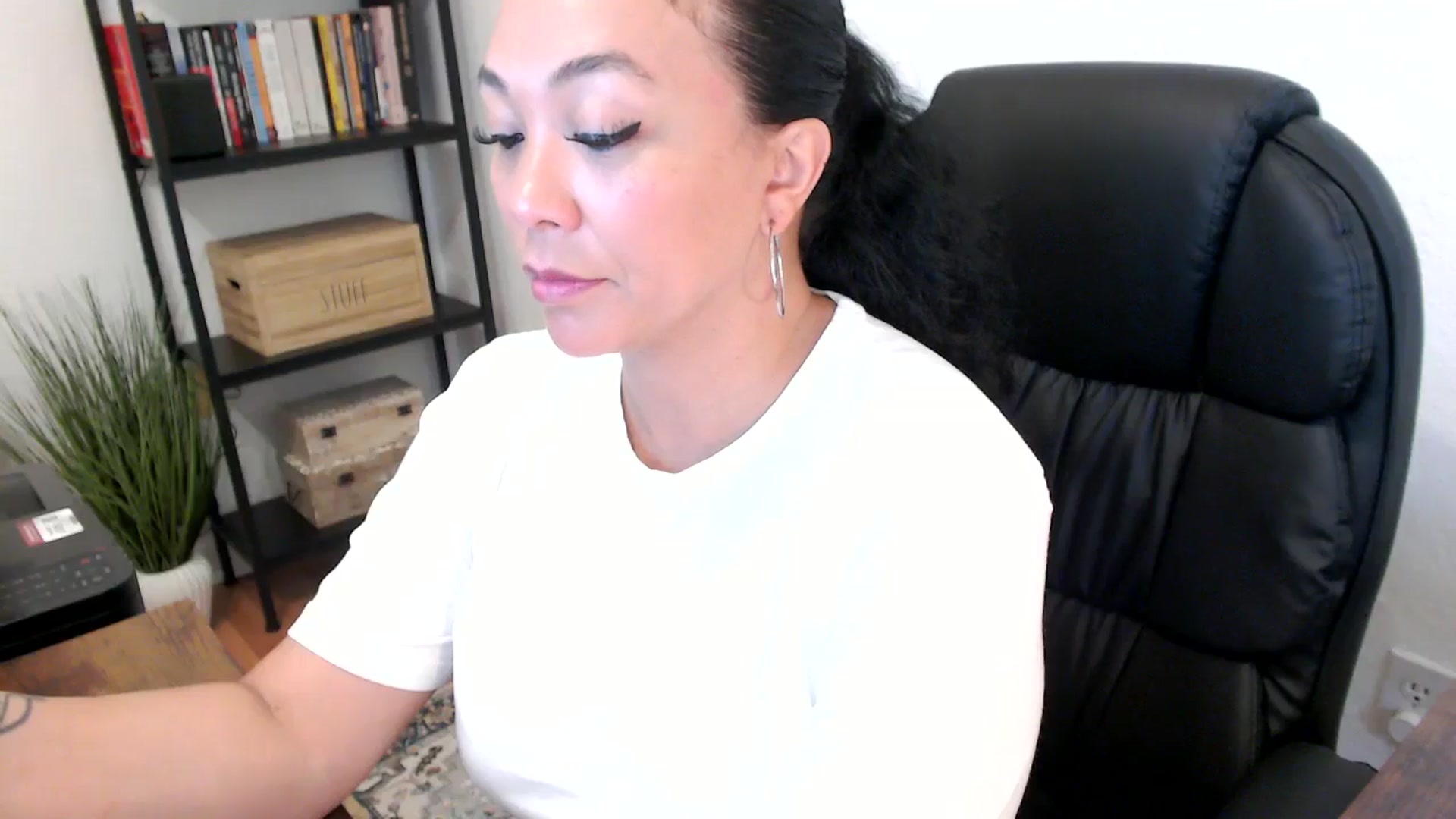 Gallery image thumbnail from MickaylaMoon's myfreecams stream on, 07/23/2024, 16:57 image 20 of 20