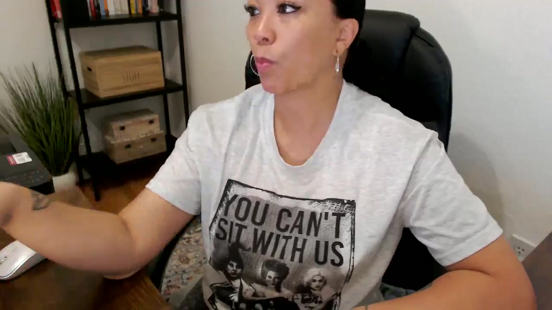 Gallery image thumbnail from MickaylaMoon's myfreecams stream on, 07/24/2024, 15:04 image 6 of 20