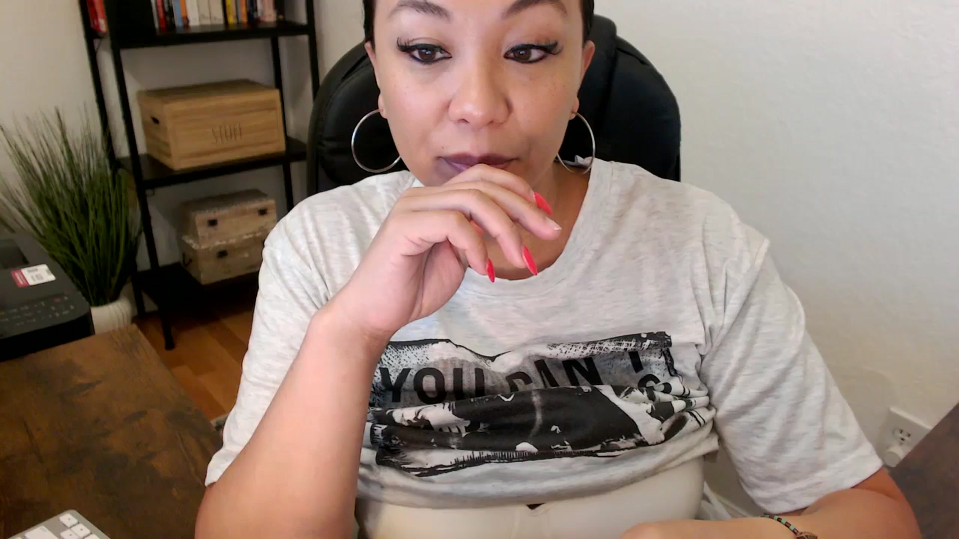 Gallery image thumbnail from MickaylaMoon's myfreecams stream on, 07/24/2024, 15:04 image 15 of 20