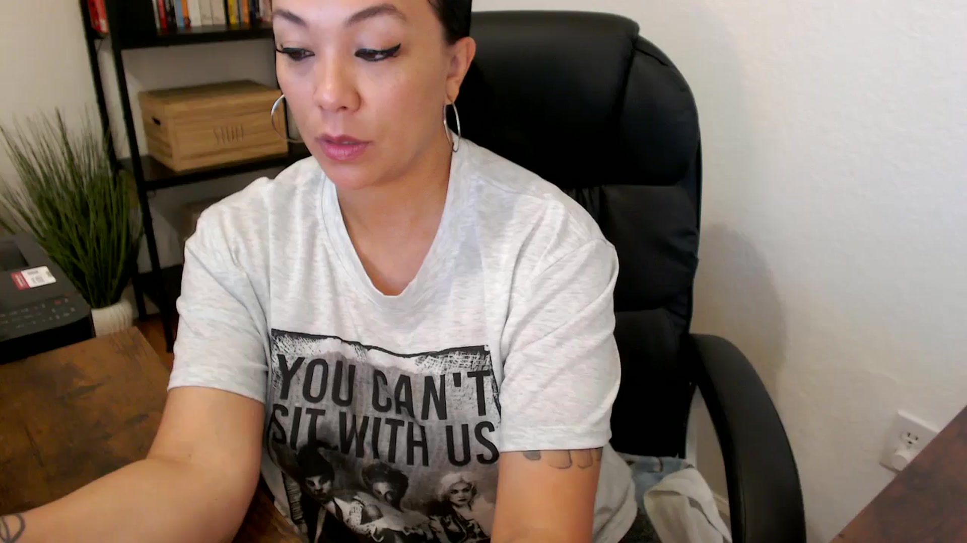 Gallery image thumbnail from MickaylaMoon's myfreecams stream on, 07/24/2024, 15:04 image 11 of 20