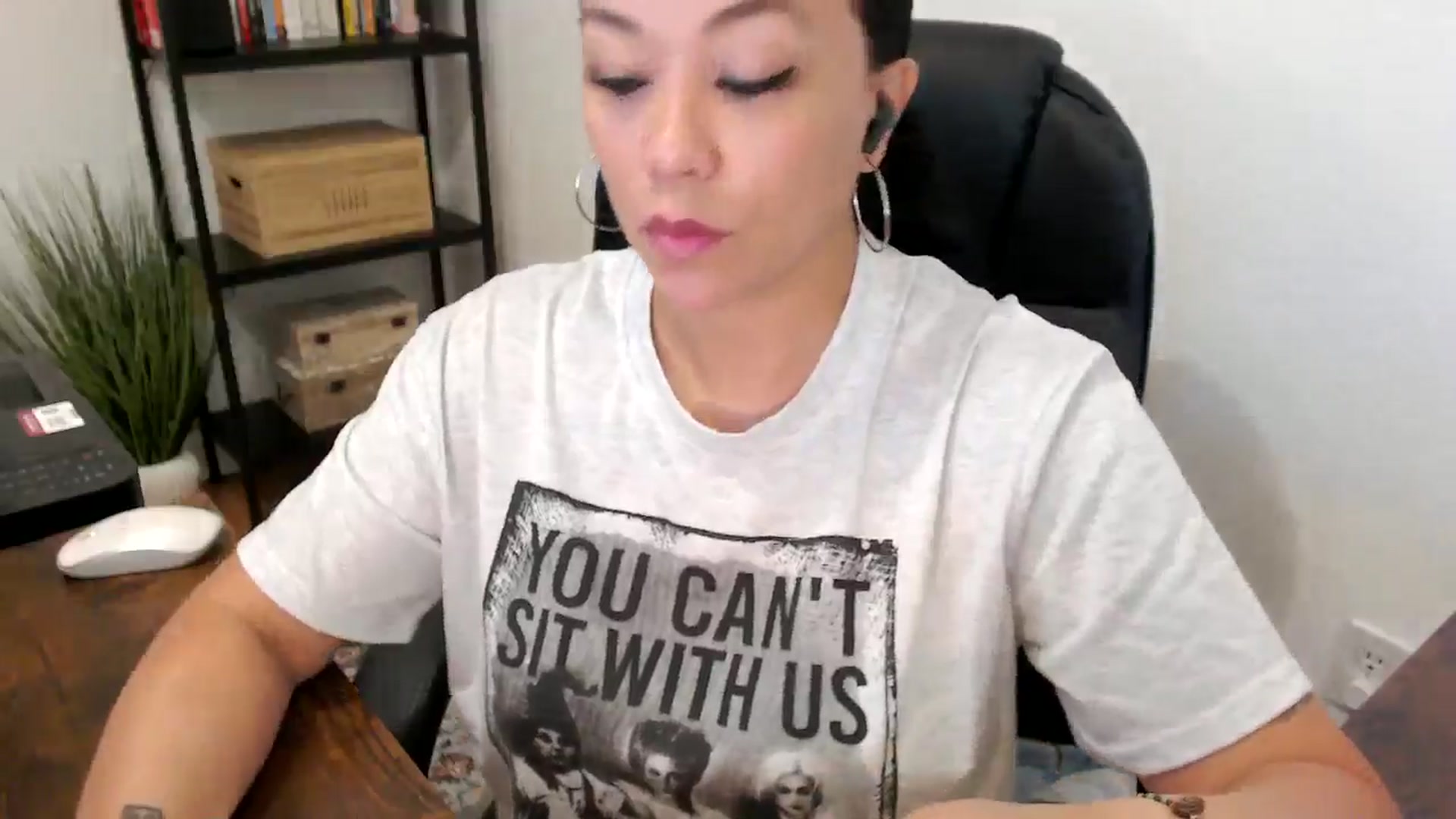 Gallery image thumbnail from MickaylaMoon's myfreecams stream on, 07/24/2024, 15:04 image 19 of 20