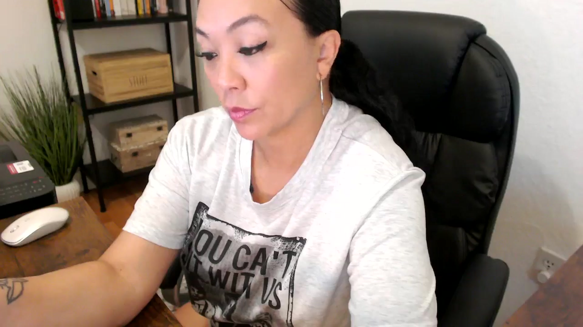 Gallery image thumbnail from MickaylaMoon's myfreecams stream on, 07/24/2024, 15:39 image 10 of 20
