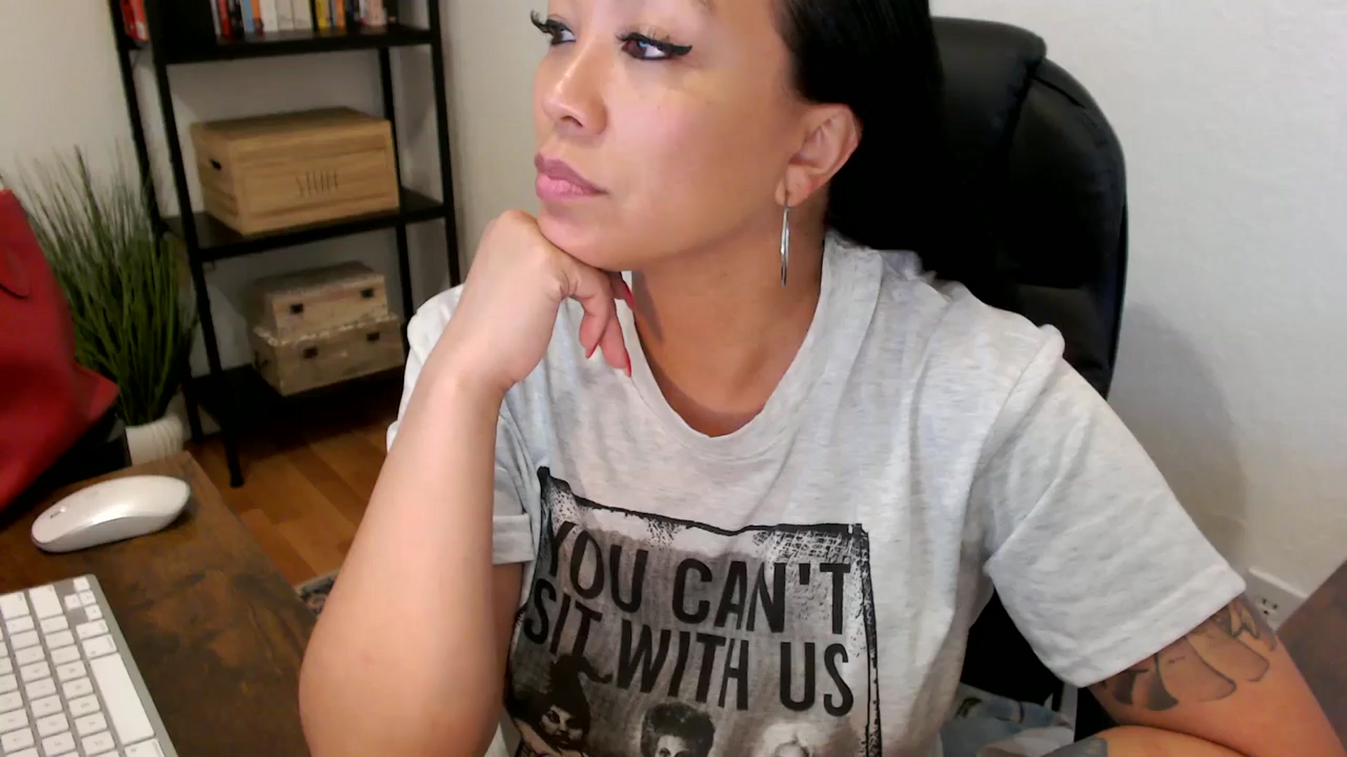 Gallery image thumbnail from MickaylaMoon's myfreecams stream on, 07/24/2024, 16:46 image 9 of 20