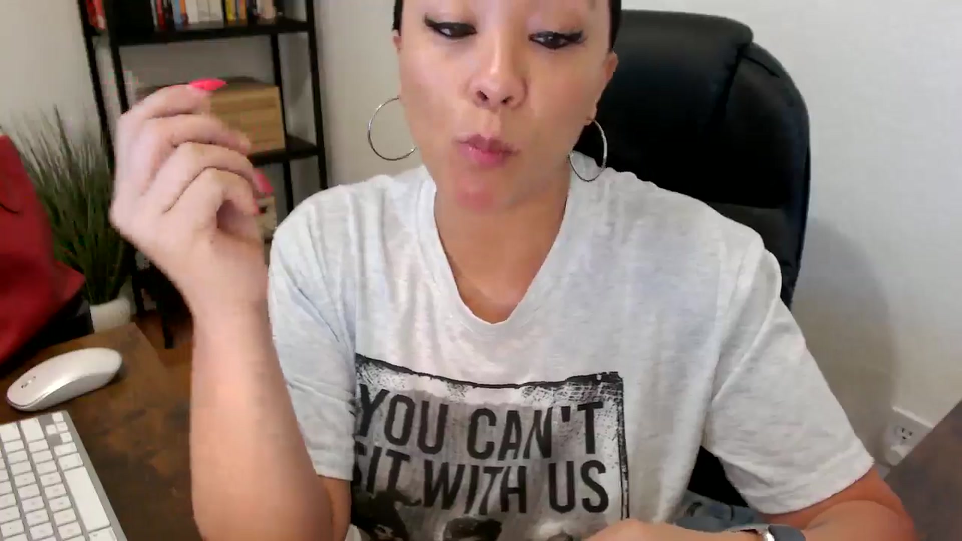 Gallery image thumbnail from MickaylaMoon's myfreecams stream on, 07/24/2024, 16:46 image 2 of 20