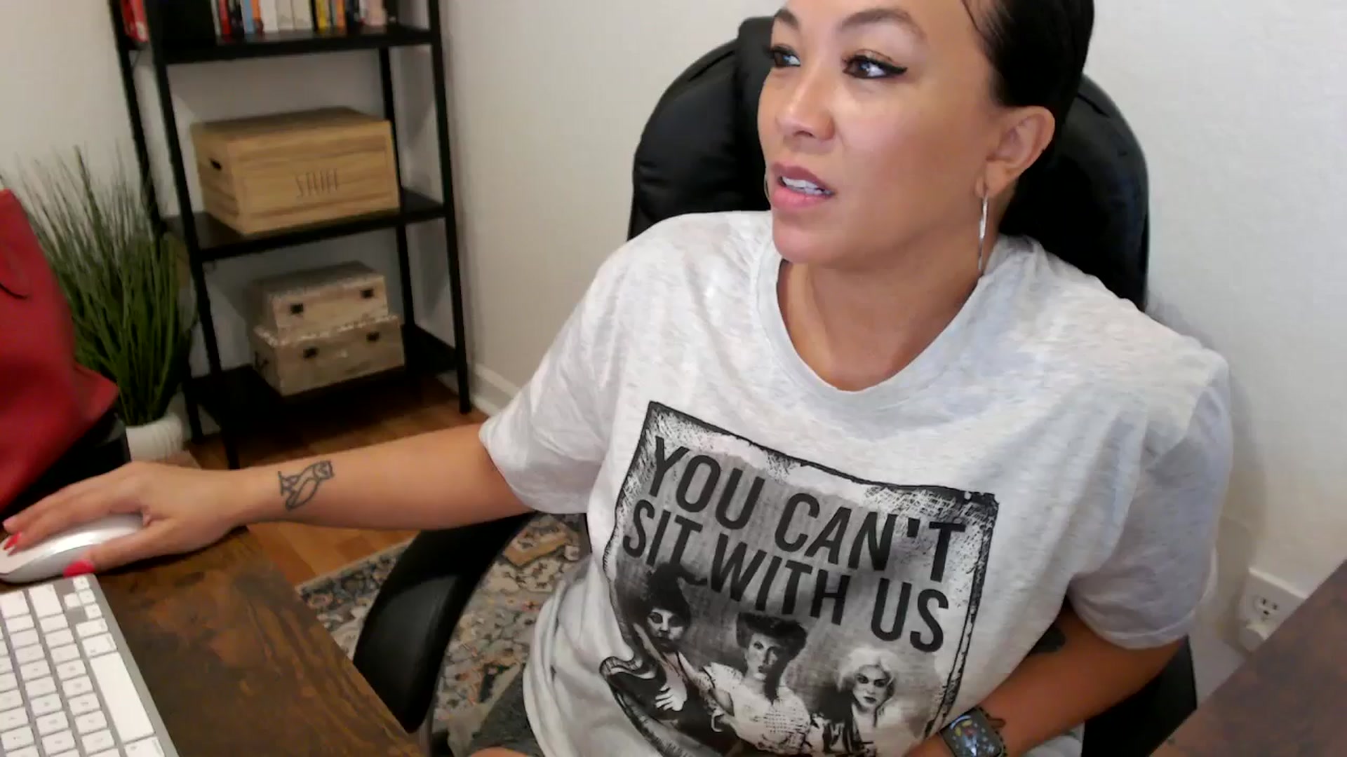 Gallery image thumbnail from MickaylaMoon's myfreecams stream on, 07/24/2024, 16:46 image 5 of 20