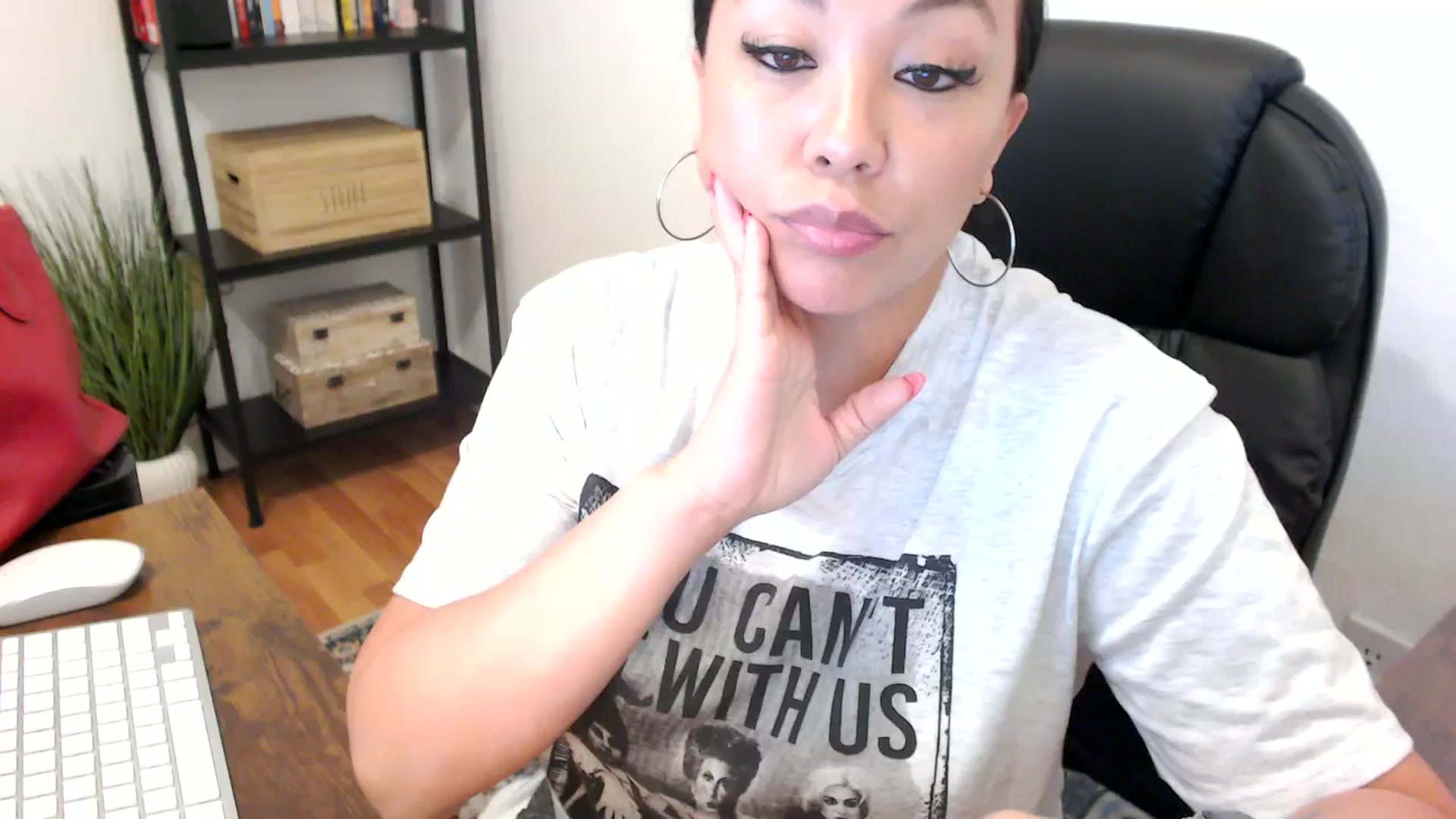 Gallery image thumbnail from MickaylaMoon's myfreecams stream on, 07/24/2024, 17:03 image 1 of 20