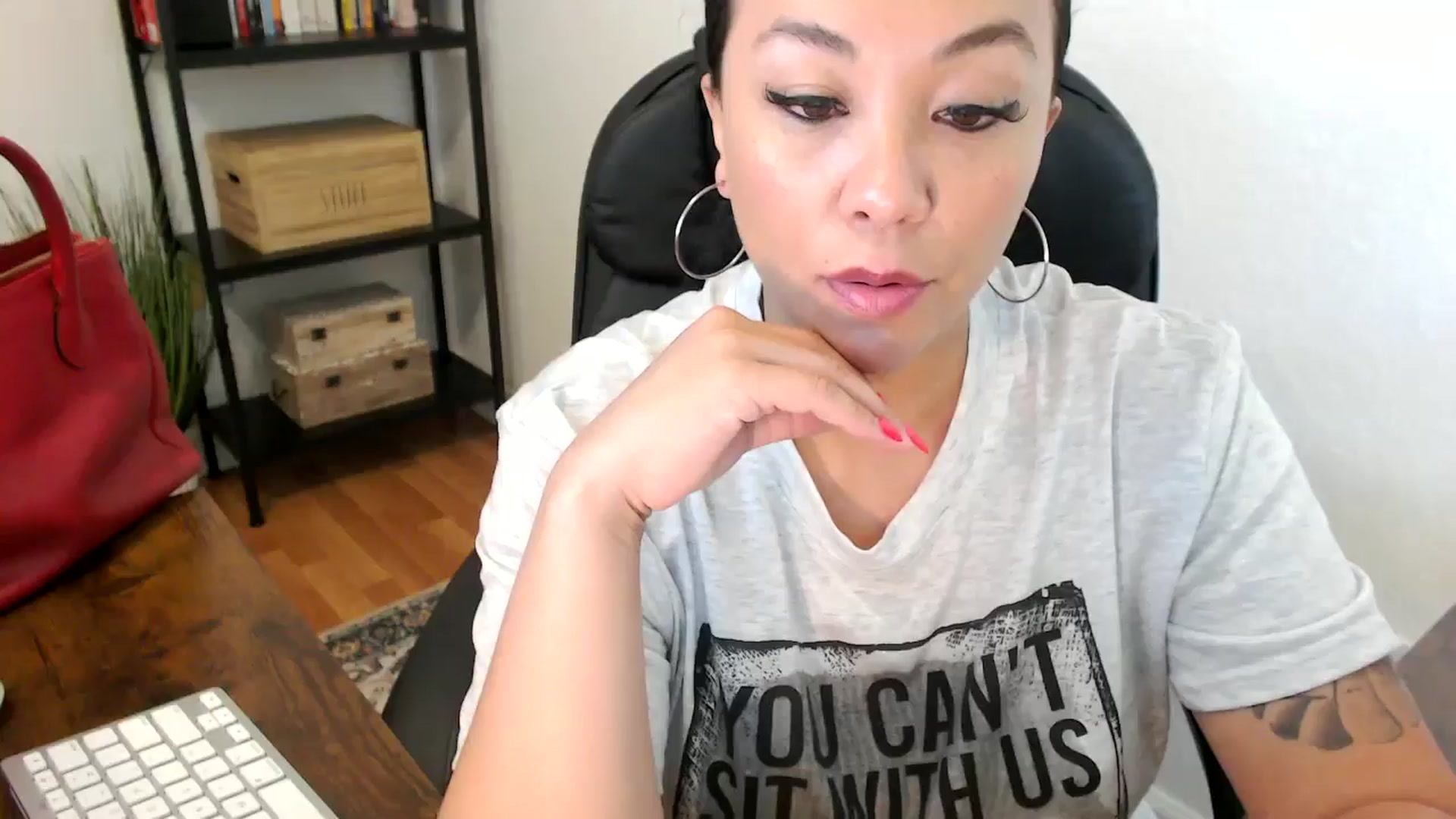 Gallery image thumbnail from MickaylaMoon's myfreecams stream on, 07/24/2024, 20:23 image 1 of 20