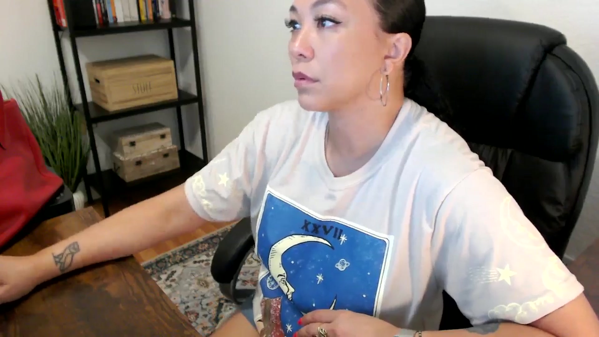 Gallery image thumbnail from MickaylaMoon's myfreecams stream on, 07/26/2024, 14:15 image 5 of 20