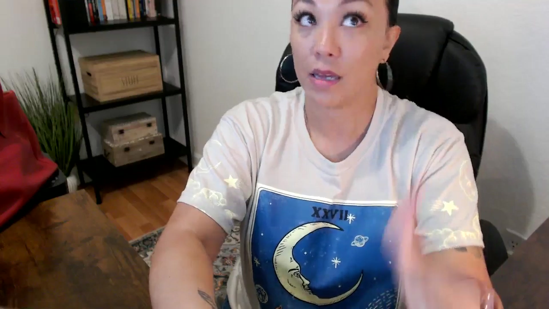 Gallery image thumbnail from MickaylaMoon's myfreecams stream on, 07/26/2024, 14:15 image 14 of 20