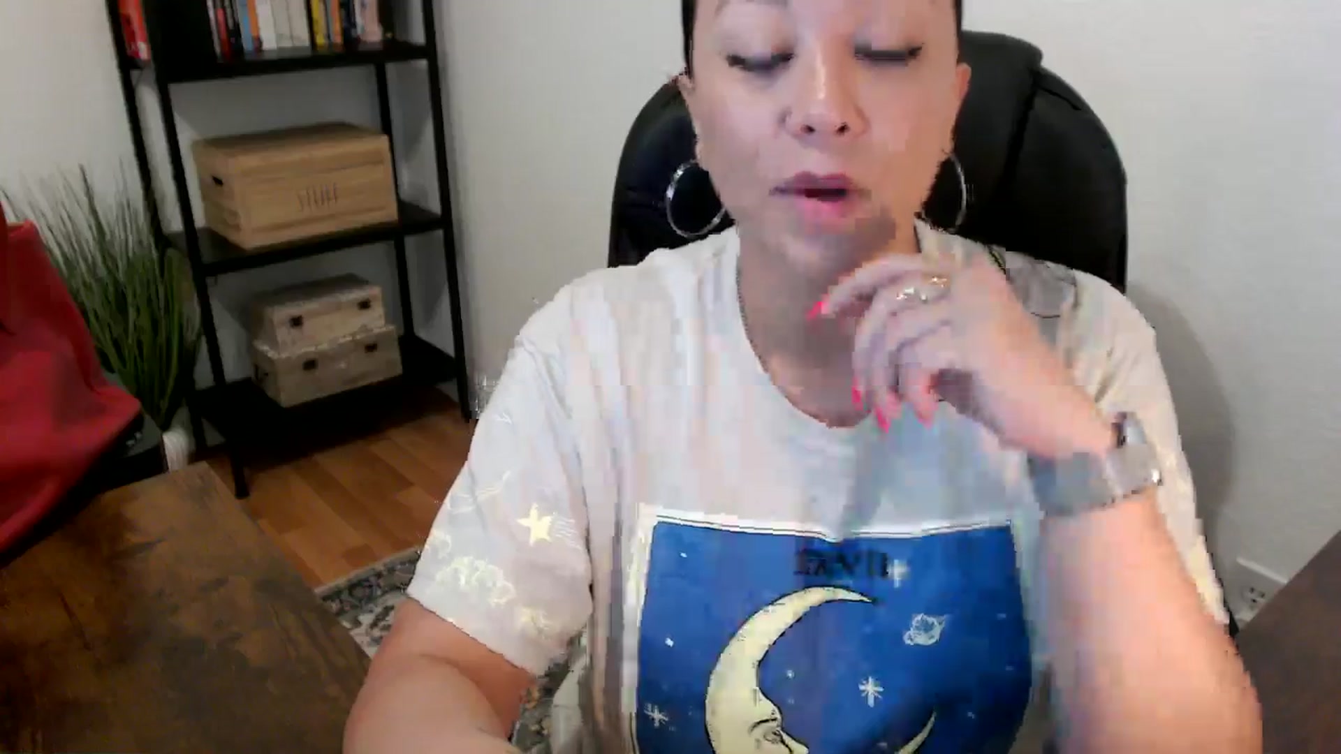Gallery image thumbnail from MickaylaMoon's myfreecams stream on, 07/26/2024, 14:15 image 17 of 20