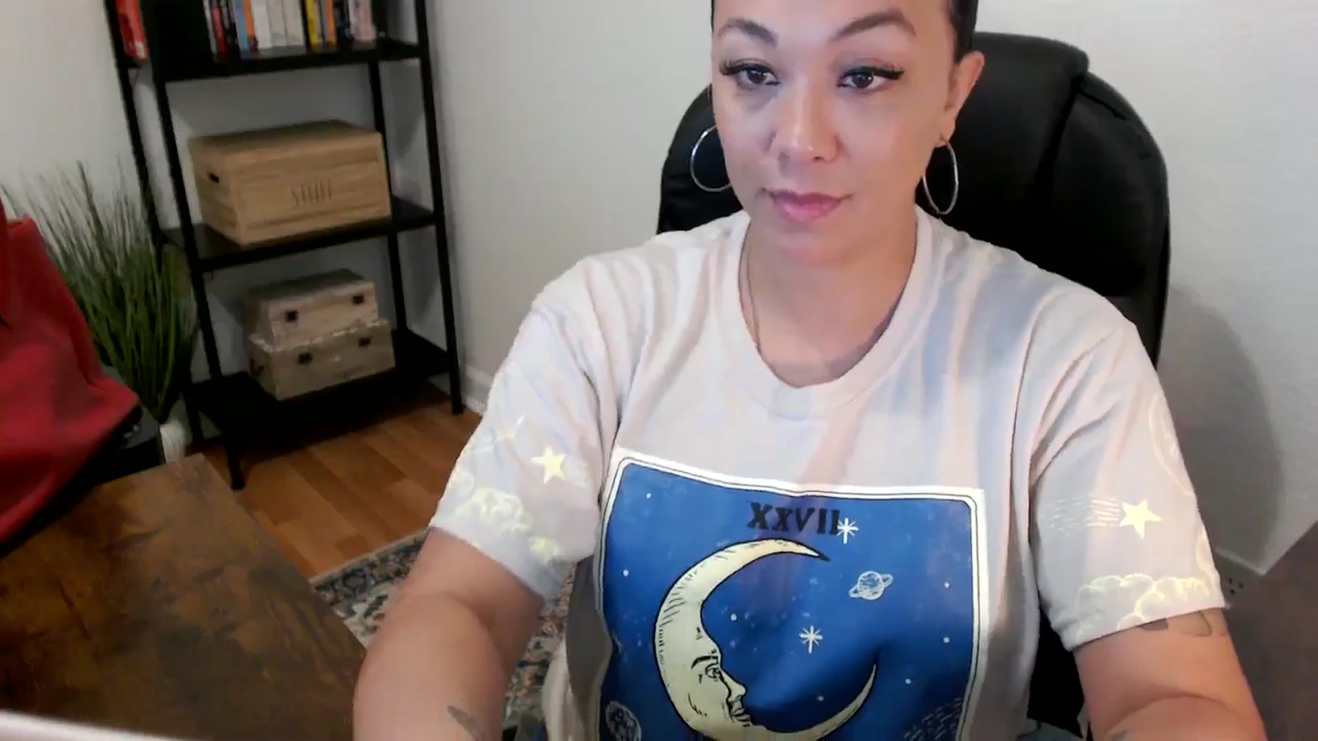 Gallery image thumbnail from MickaylaMoon's myfreecams stream on, 07/26/2024, 14:15 image 15 of 20