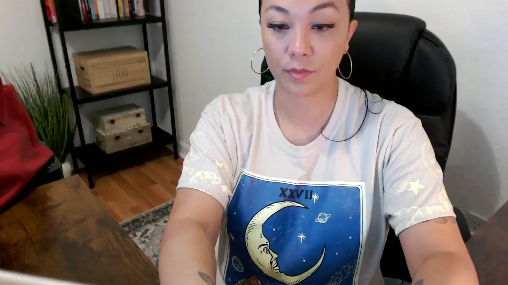 Gallery image thumbnail from MickaylaMoon's myfreecams stream on, 07/26/2024, 14:15 image 19 of 20