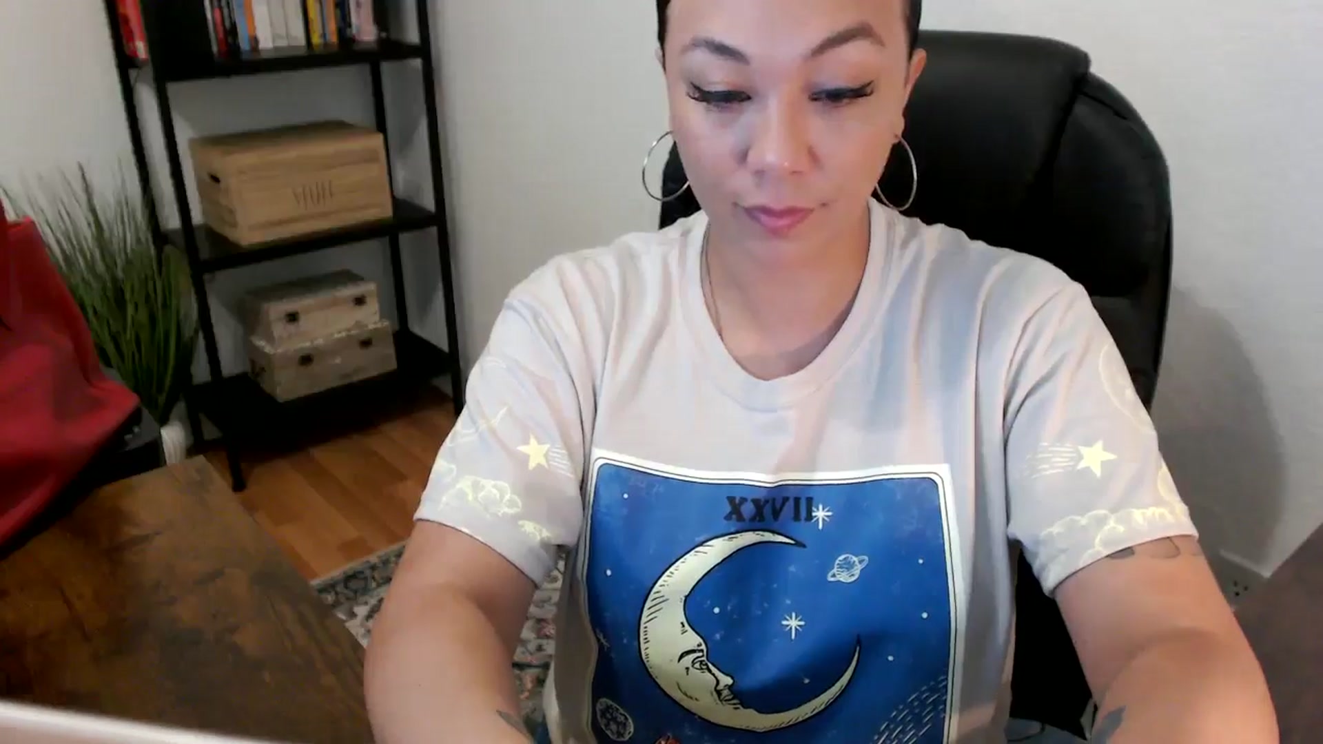 Gallery image thumbnail from MickaylaMoon's myfreecams stream on, 07/26/2024, 14:15 image 16 of 20