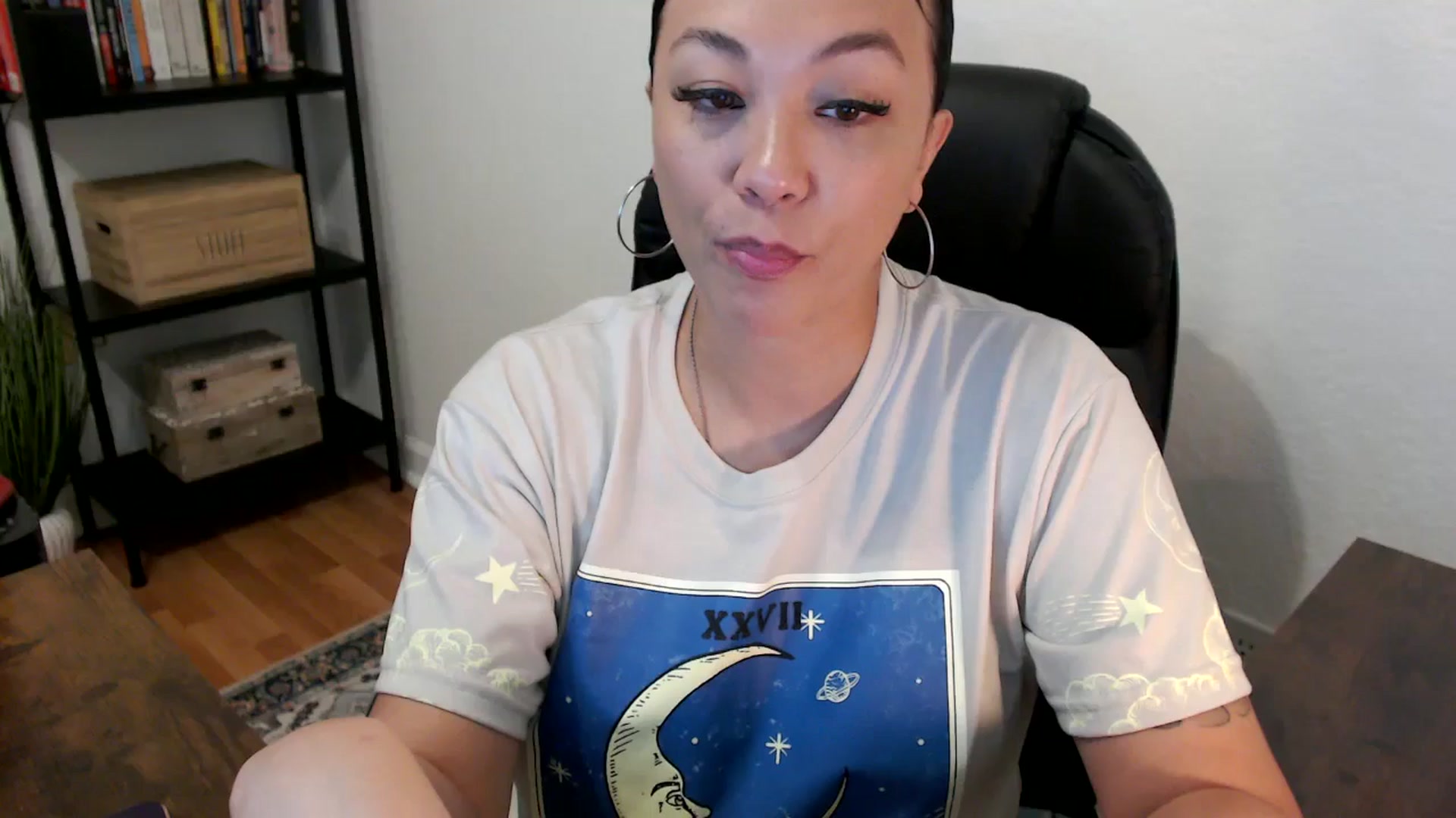 Gallery image thumbnail from MickaylaMoon's myfreecams stream on, 07/26/2024, 14:15 image 1 of 20