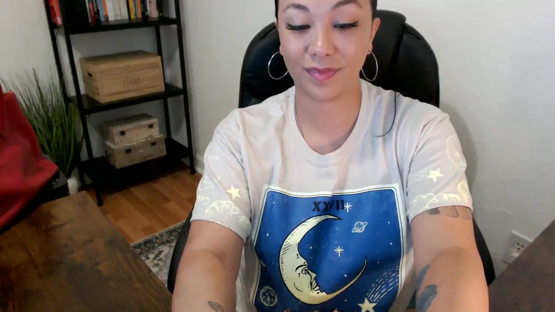Gallery image thumbnail from MickaylaMoon's myfreecams stream on, 07/26/2024, 14:35 image 6 of 20