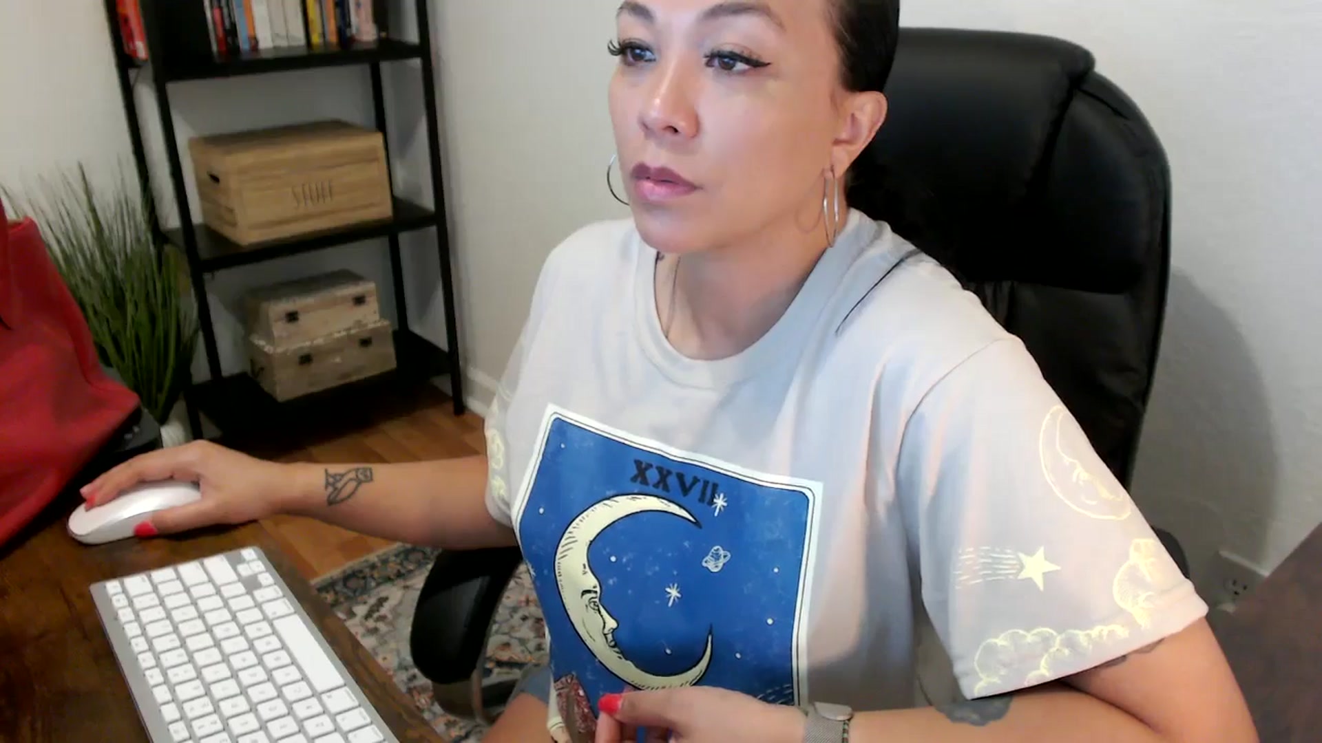 Gallery image thumbnail from MickaylaMoon's myfreecams stream on, 07/26/2024, 14:35 image 12 of 20