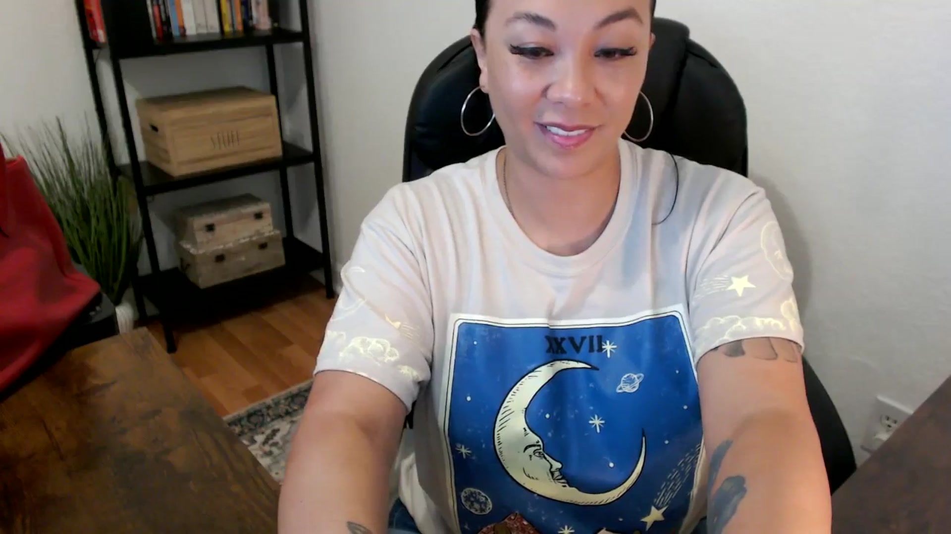 Gallery image thumbnail from MickaylaMoon's myfreecams stream on, 07/26/2024, 14:35 image 8 of 20