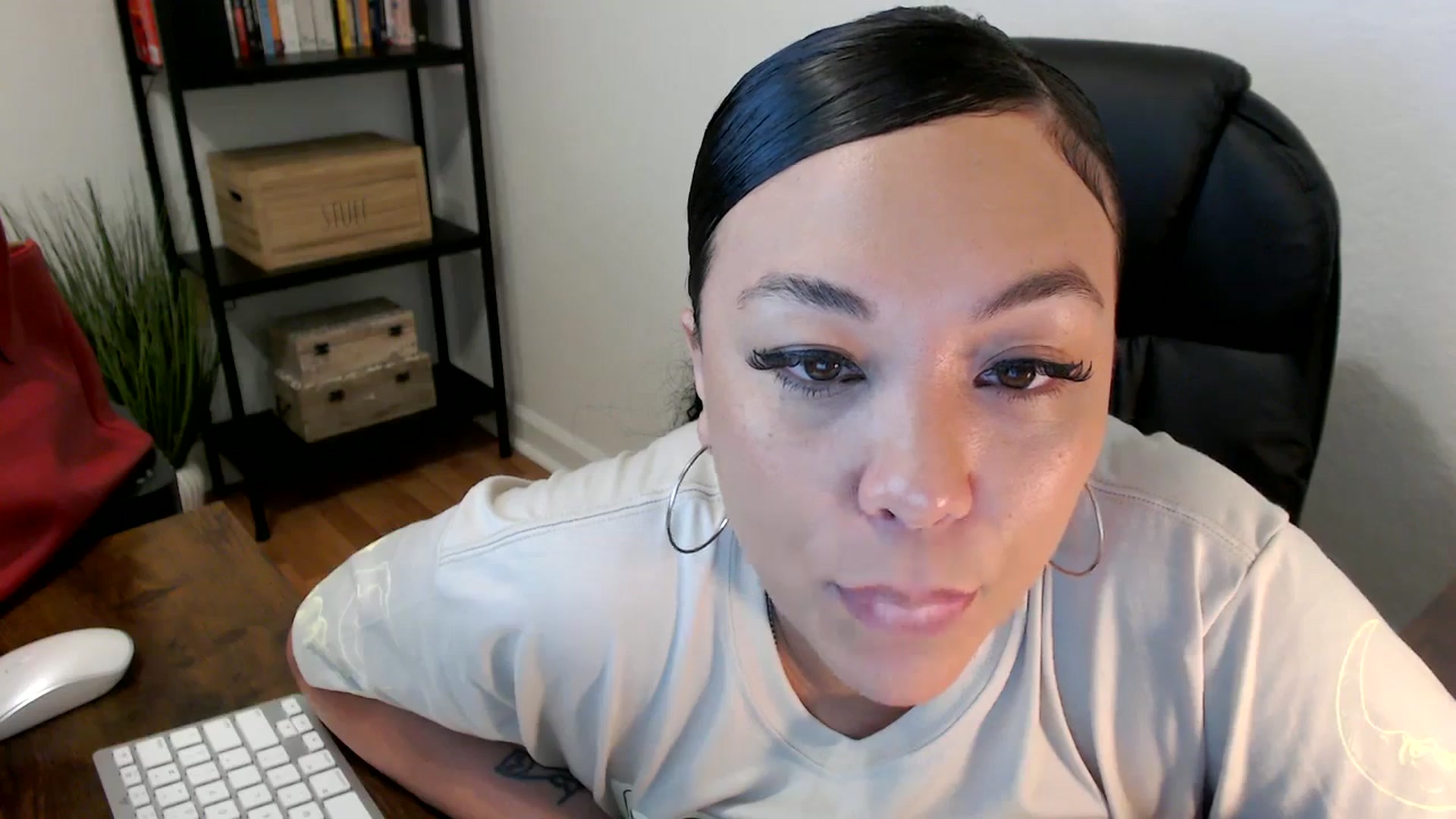 Gallery image thumbnail from MickaylaMoon's myfreecams stream on, 07/26/2024, 15:12 image 20 of 20