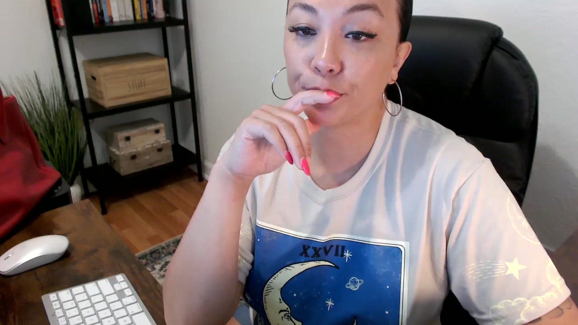 Gallery image thumbnail from MickaylaMoon's myfreecams stream on, 07/26/2024, 15:12 image 11 of 20