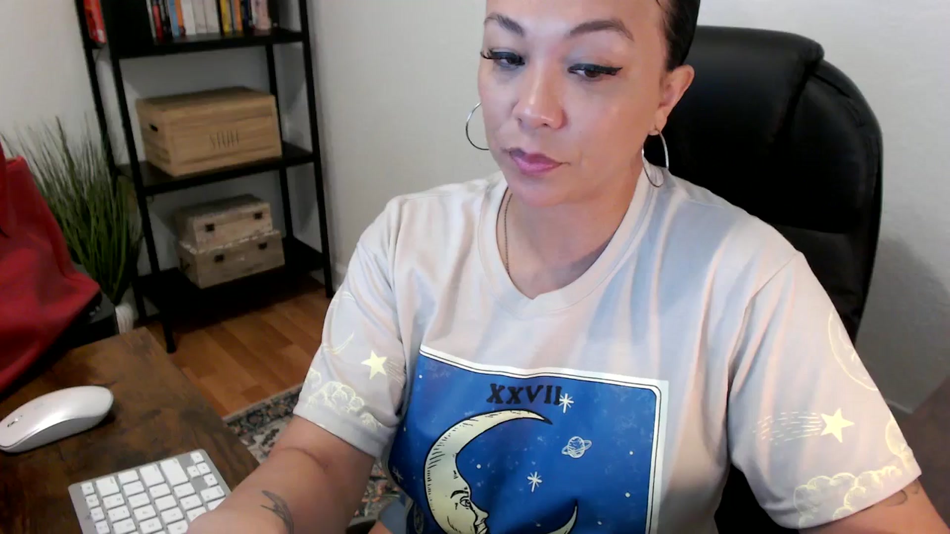 Gallery image thumbnail from MickaylaMoon's myfreecams stream on, 07/26/2024, 15:12 image 10 of 20