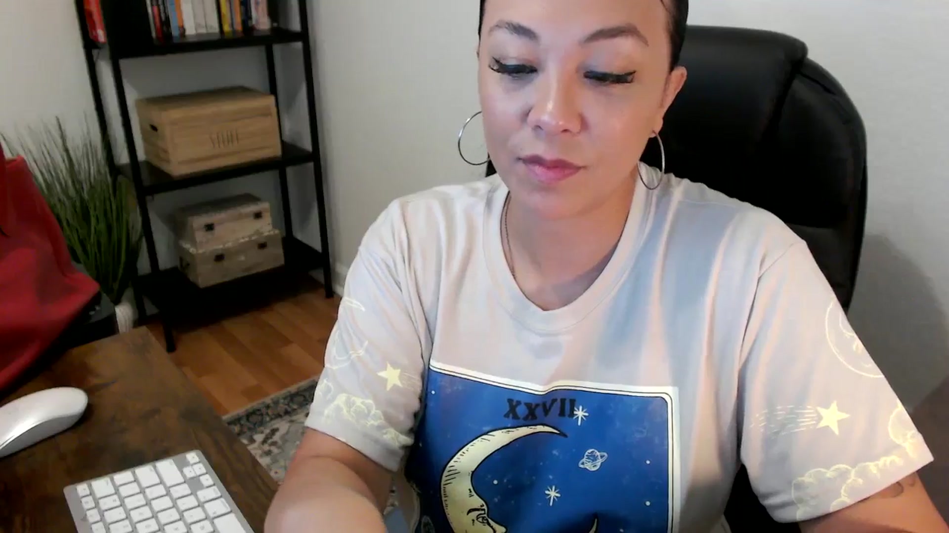 Gallery image thumbnail from MickaylaMoon's myfreecams stream on, 07/26/2024, 15:12 image 14 of 20