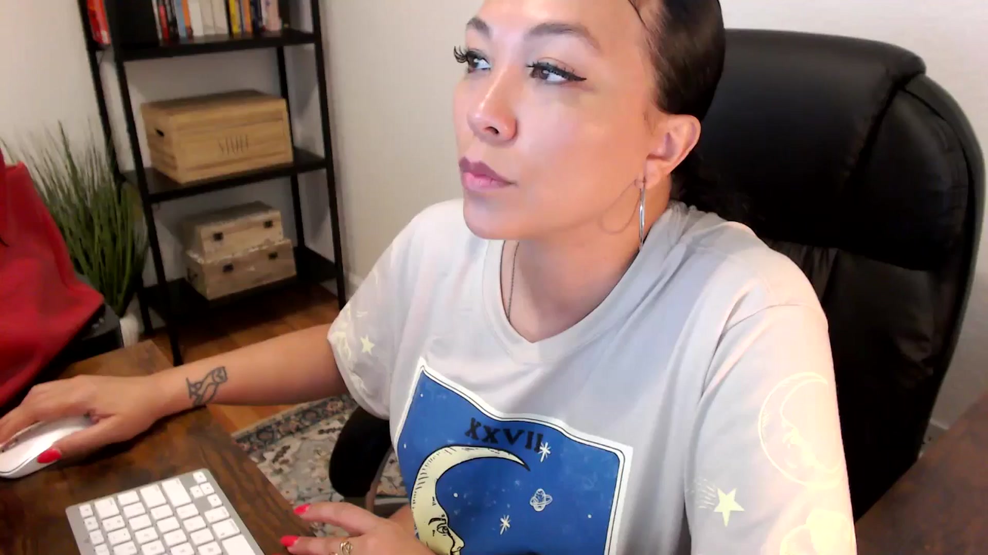 Gallery image thumbnail from MickaylaMoon's myfreecams stream on, 07/26/2024, 15:12 image 18 of 20