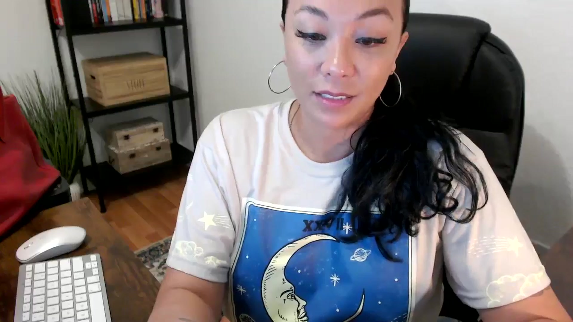 Gallery image thumbnail from MickaylaMoon's myfreecams stream on, 07/26/2024, 15:37 image 8 of 20