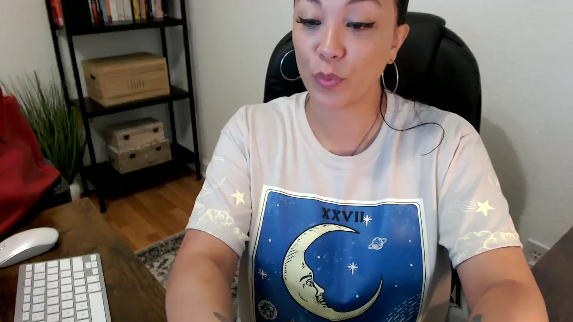 Gallery image thumbnail from MickaylaMoon's myfreecams stream on, 07/26/2024, 15:37 image 15 of 20