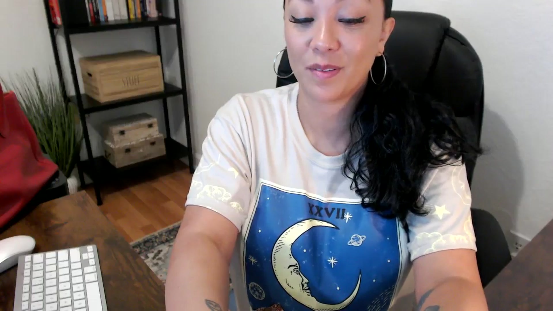 Gallery image thumbnail from MickaylaMoon's myfreecams stream on, 07/26/2024, 15:37 image 4 of 20