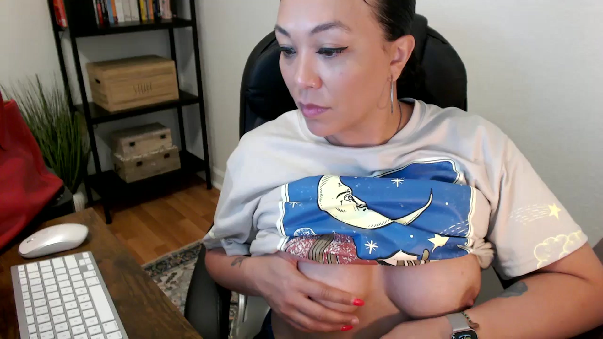 Gallery image thumbnail from MickaylaMoon's myfreecams stream on, 07/26/2024, 16:41 image 14 of 20