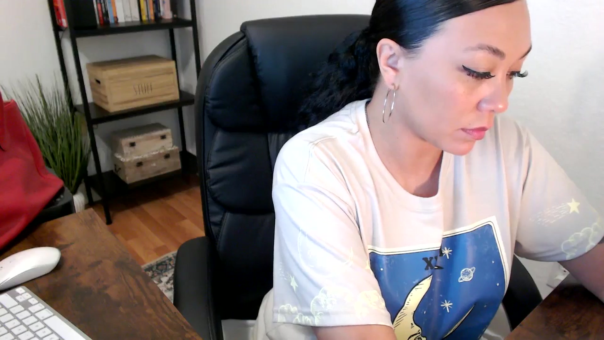 Gallery image thumbnail from MickaylaMoon's myfreecams stream on, 07/26/2024, 16:41 image 2 of 20