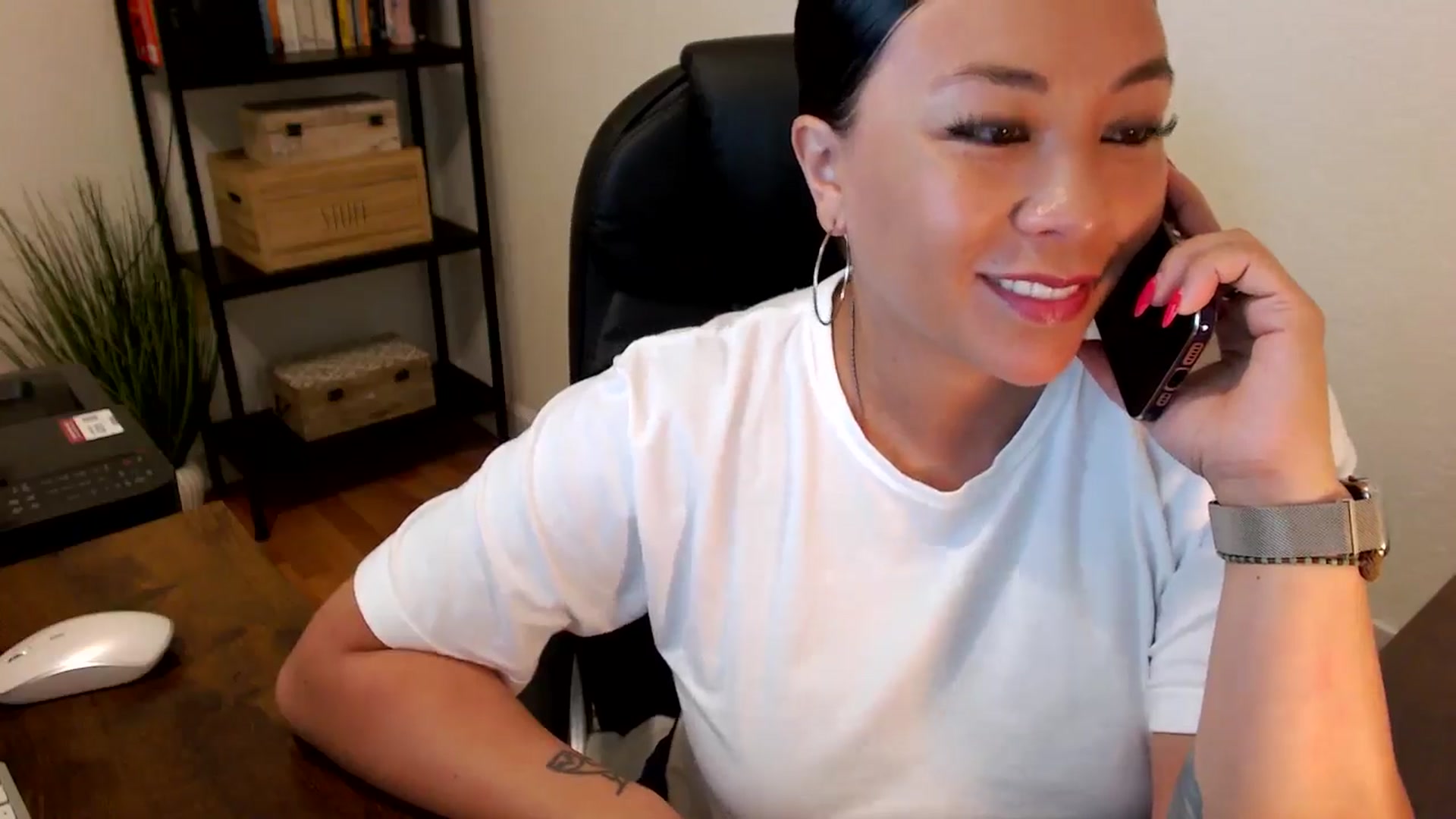 Gallery image thumbnail from MickaylaMoon's myfreecams stream on, 07/29/2024, 14:38 image 3 of 20
